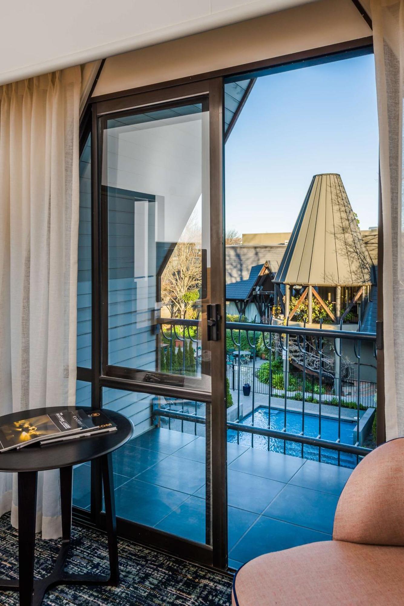 Chateau On The Park - Christchurch, A Doubletree By Hilton Exterior foto
