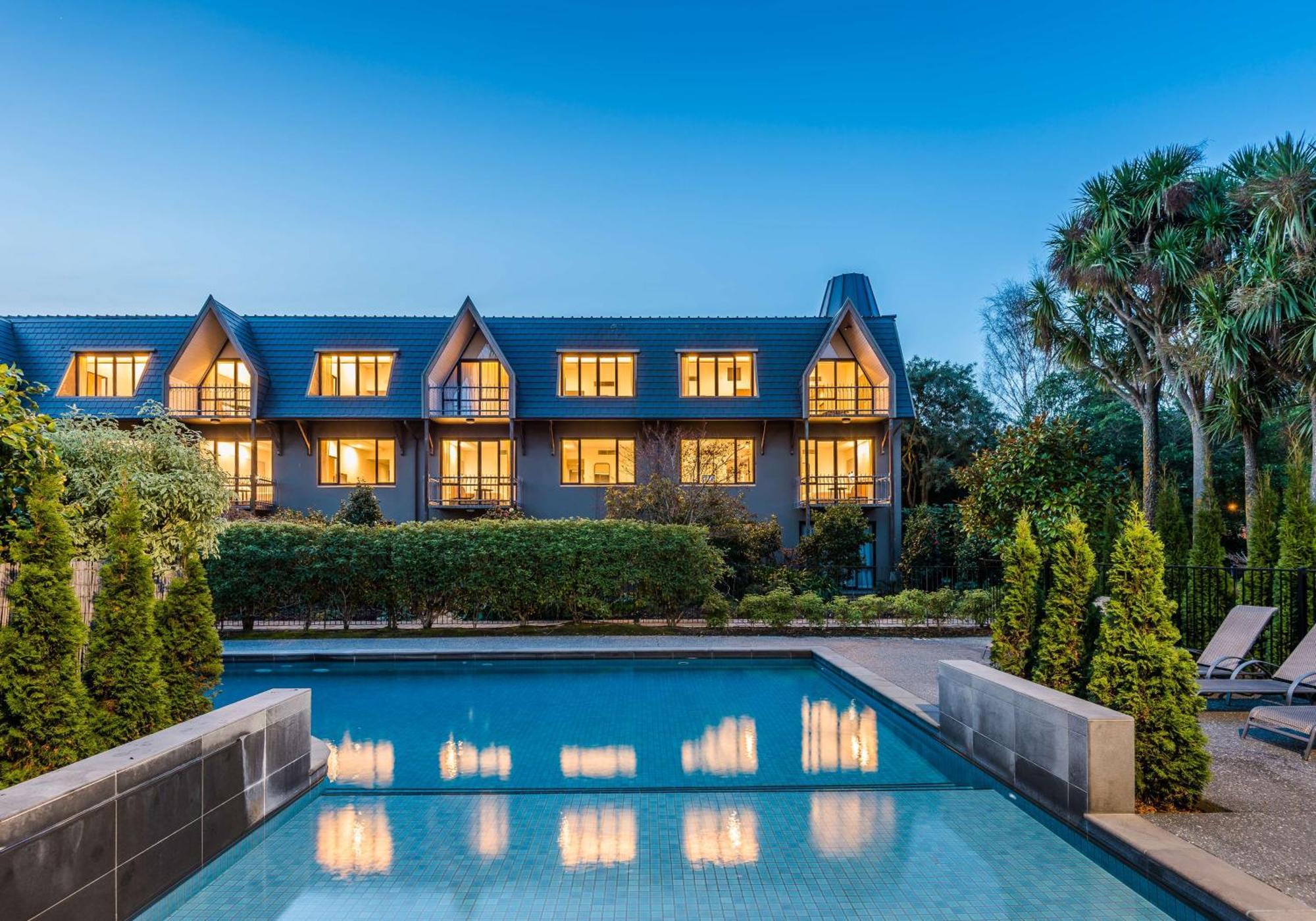 Chateau On The Park - Christchurch, A Doubletree By Hilton Exterior foto