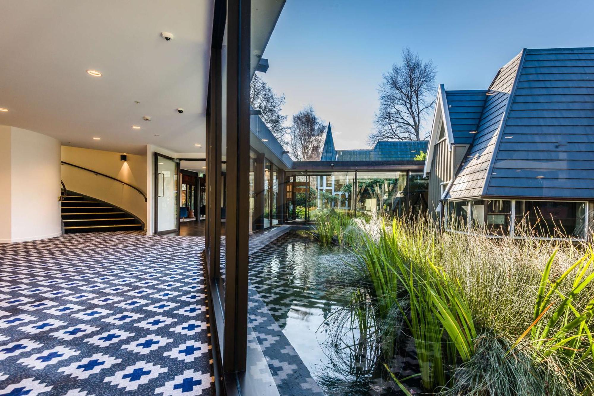 Chateau On The Park - Christchurch, A Doubletree By Hilton Exterior foto